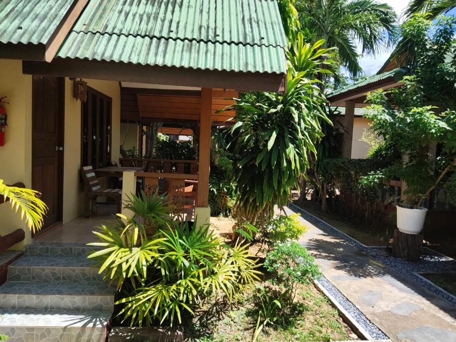 Lanta Riviera Beach Resort Ko Lanta Exterior foto