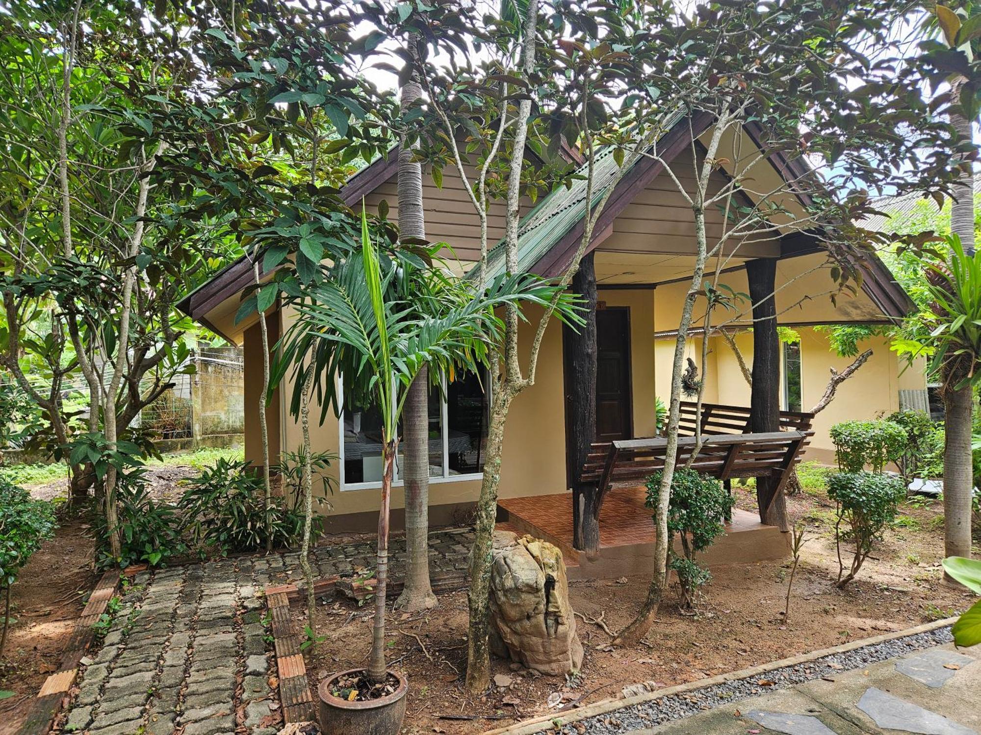 Lanta Riviera Beach Resort Ko Lanta Exterior foto