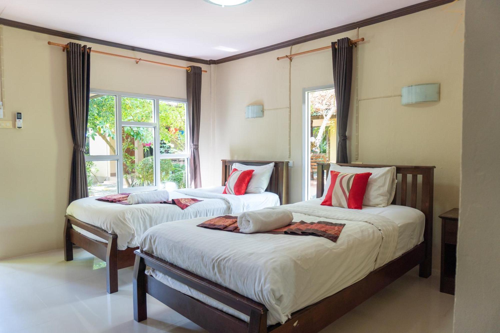 Lanta Riviera Beach Resort Ko Lanta Exterior foto